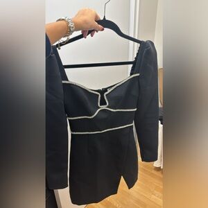 Selling this gorgeous self portrait dress never wore brand new with tag